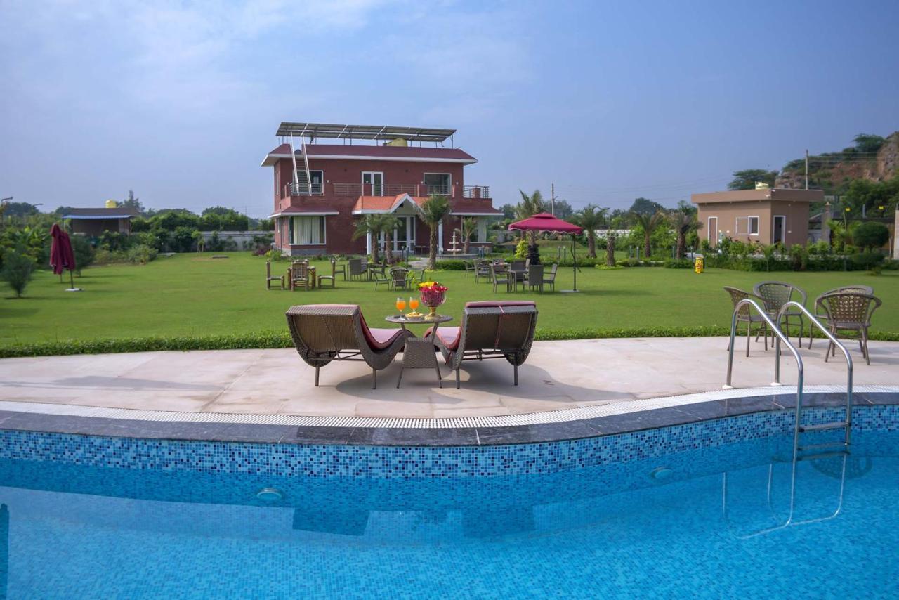 Stayvista At Hillside Paradise Dhauj ภายนอก รูปภาพ