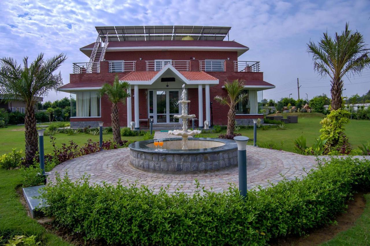Stayvista At Hillside Paradise Dhauj ภายนอก รูปภาพ