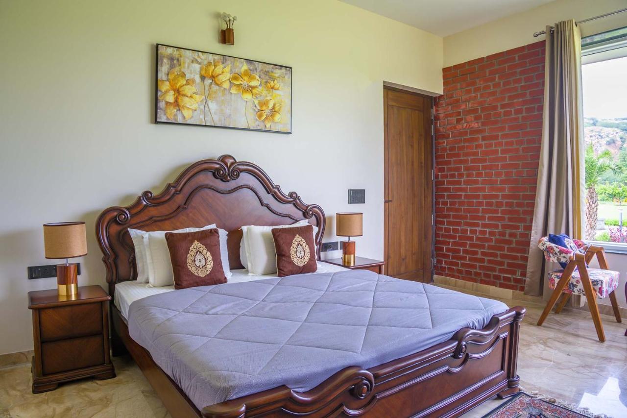 Stayvista At Hillside Paradise Dhauj ภายนอก รูปภาพ